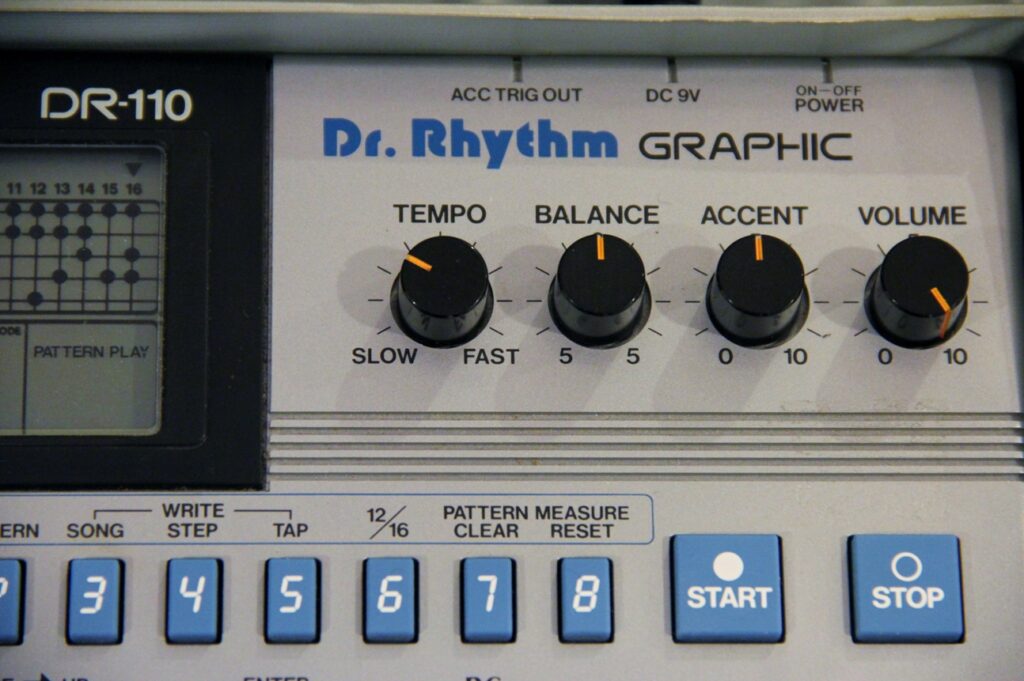 BOSS DR-110 Dr. Rhythm – SynthMania