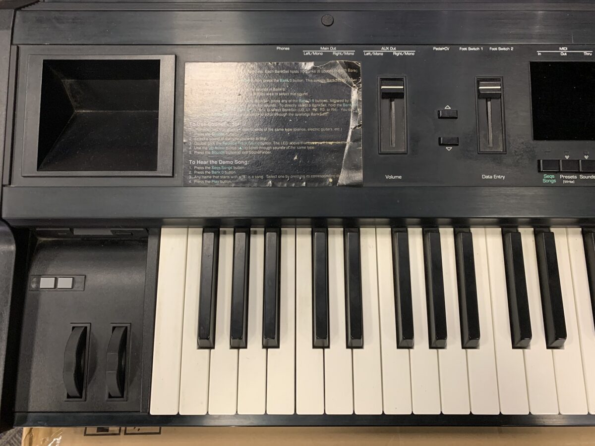 Ensoniq TS12 SynthMania