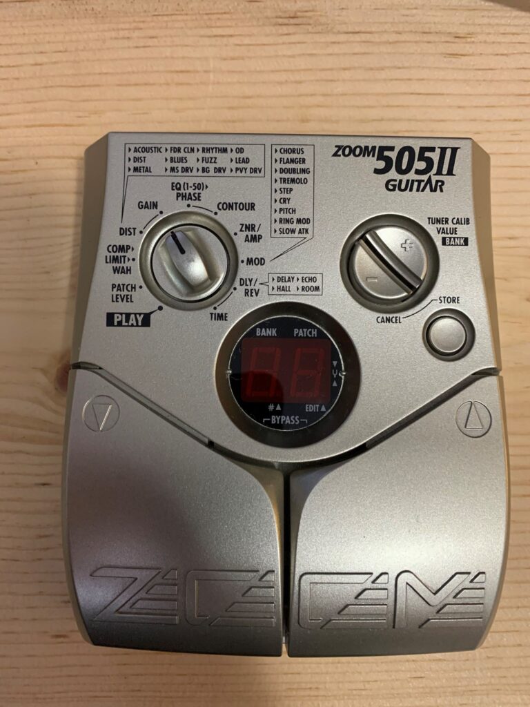 Zoom 505 guitar deals pedal