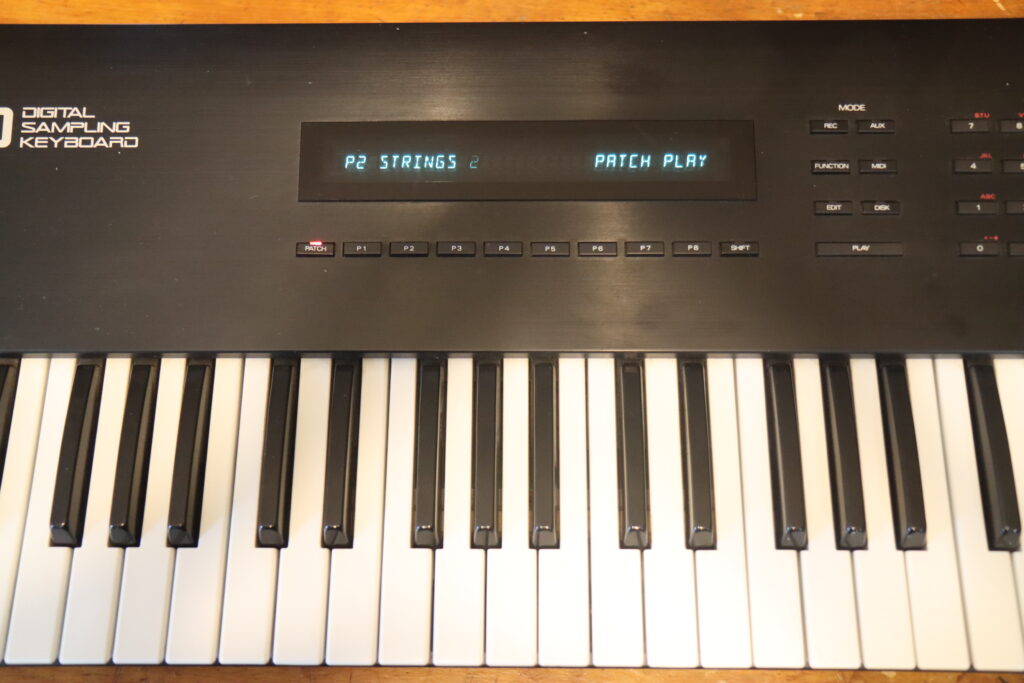 Roland S50 サンプラー 動作品 - 鍵盤楽器